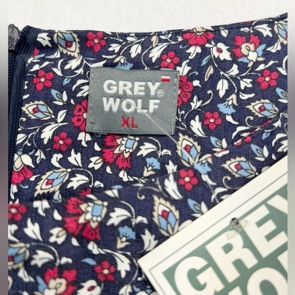 GREY WOLF Women’s Short Sleeve Fit & Flare European Polish Brand‎ Navy Floral 10 - Picture 9 of 13